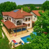 Snagov, vila de exceptie, eleganta, rafinament si durabilitate